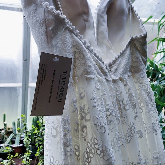 Floral Lace Wedding Gown NWT - Picture 8 of 8